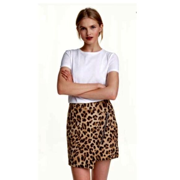 H&M Skirt womens Sz 2 Mini textured leopard print Faux Wrap Zipper Asymmetrical - Picture 1 of 11